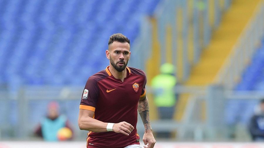 7. Leandro Castan: 81