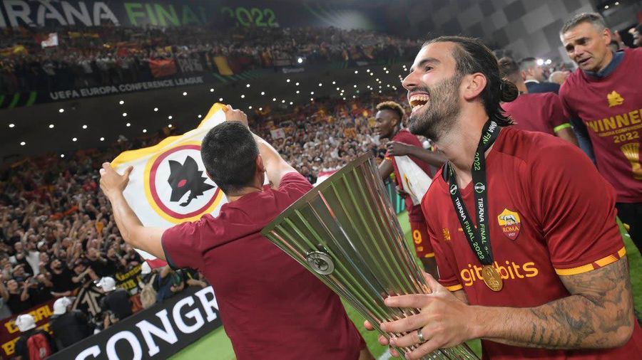 Sergio Oliveira thanks Roma and the fans - AS Roma