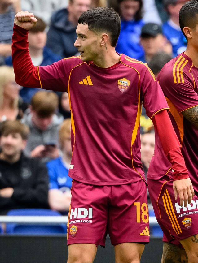 As Roma Gallery Image - Everton