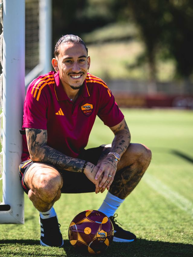 As Roma Gallery Image - Gallery: le foto più belle del primo giorno a Roma di Kostas Tsimikas