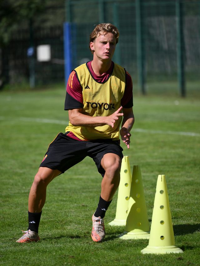 As Roma Gallery Image - Allenamento Primavera Pinzolo