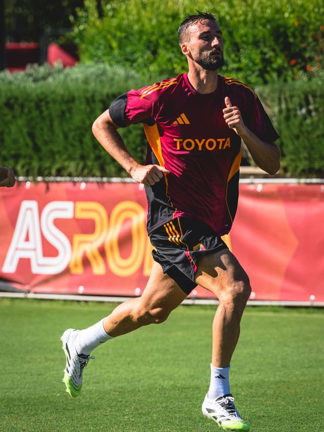 As Roma Gallery Image - Training