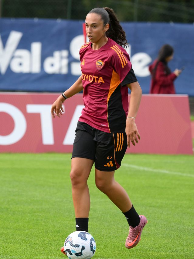 As Roma Gallery Image - Femminile