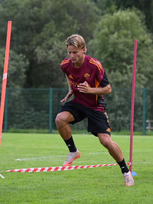 As Roma Gallery Image - Allenamento Primavera Pinzolo