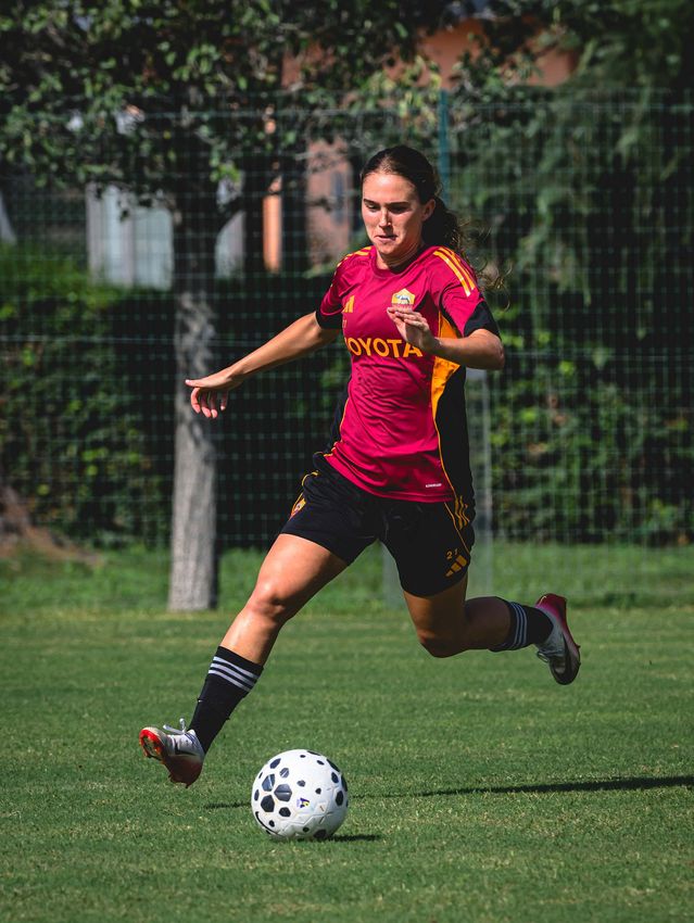 As Roma Gallery Image - gallery rifinitura Femminile