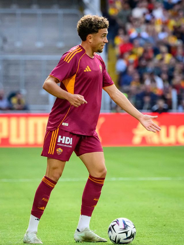 As Roma Gallery Image - Lens