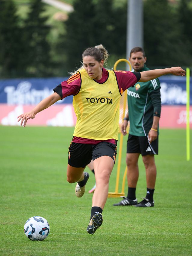 As Roma Gallery Image - Femminile