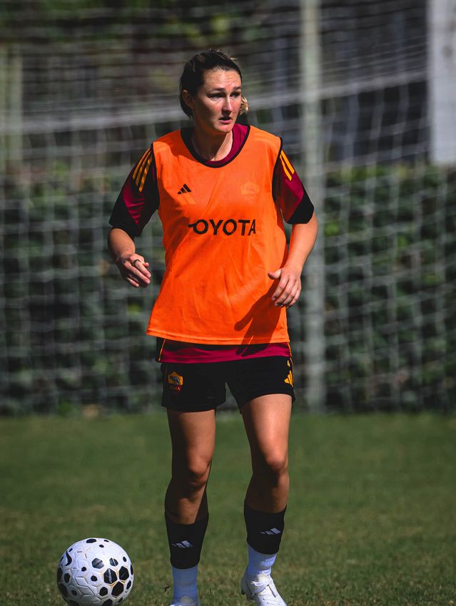 As Roma Gallery Image - gallery rifinitura Femminile