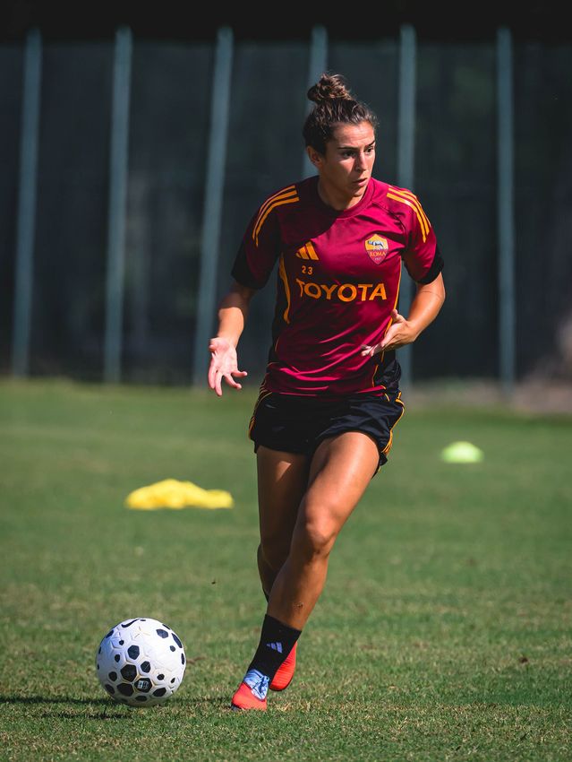 As Roma Gallery Image - gallery rifinitura Femminile