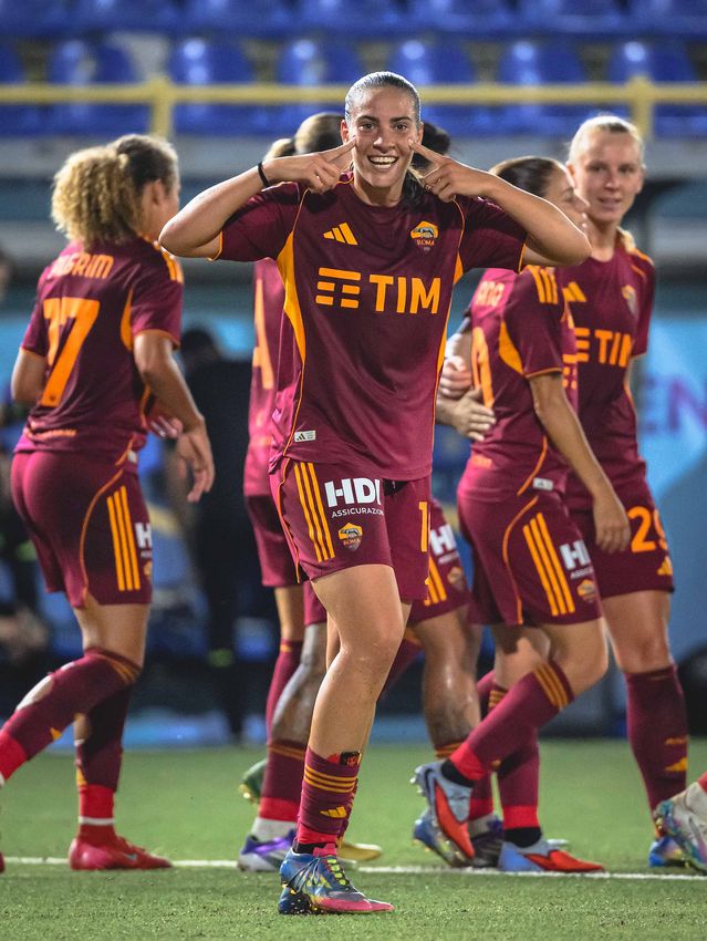 As Roma Gallery Image - Derby femminile