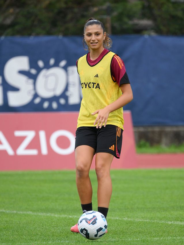As Roma Gallery Image - Femminile