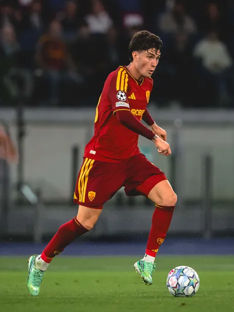  The giallorossi squad for Roma v Genoa 