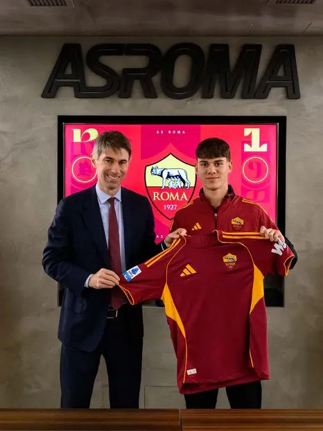  Lorenzo Venturino è un nuovo calciatore giallorosso 