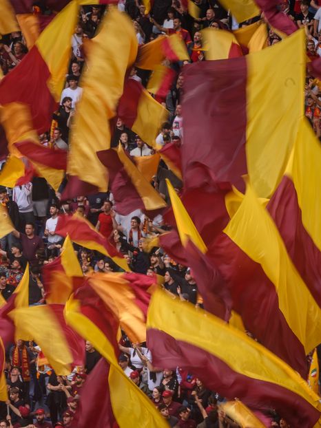 Riparte la stagione! Uno stadio sold out per spingere la Roma contro il Bologna: tutte le info
