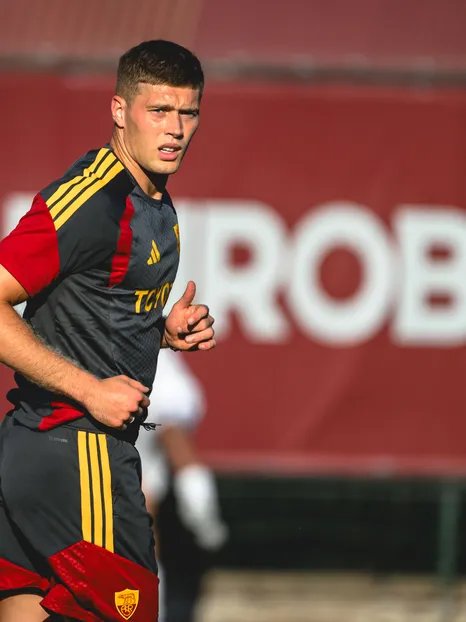 Artem Dovbyk sold to Bologna FC