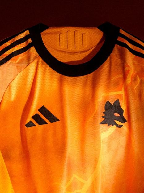  AS Roma and adidas unveil 2025-26 away kit 