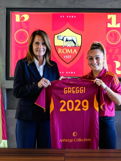  Greggi extends his contract until 2029 