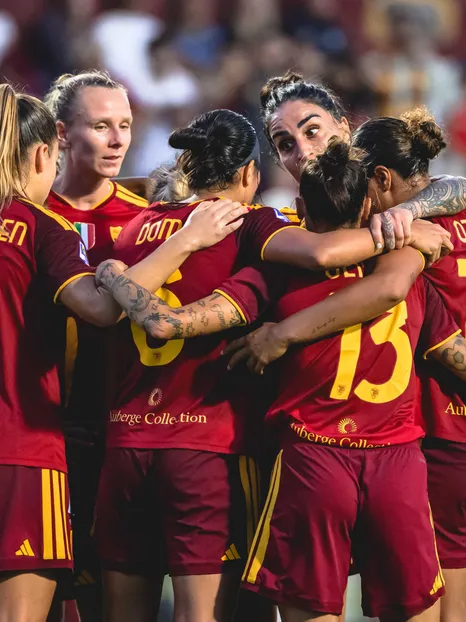 Il derby è nostro: la Roma batte la Lazio 3-1 al Tre Fontane
