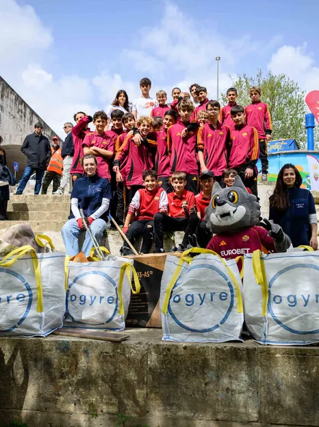  Earth Day 2026: AS Roma cleans up river Tiber with AMA and Ogyre 