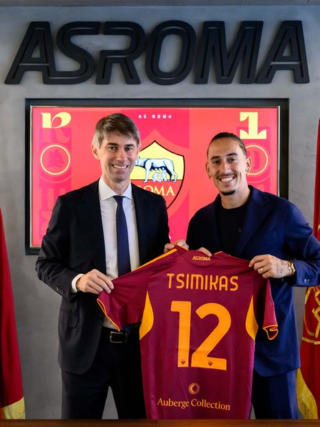  Kostas Tsimikas signs for Roma 