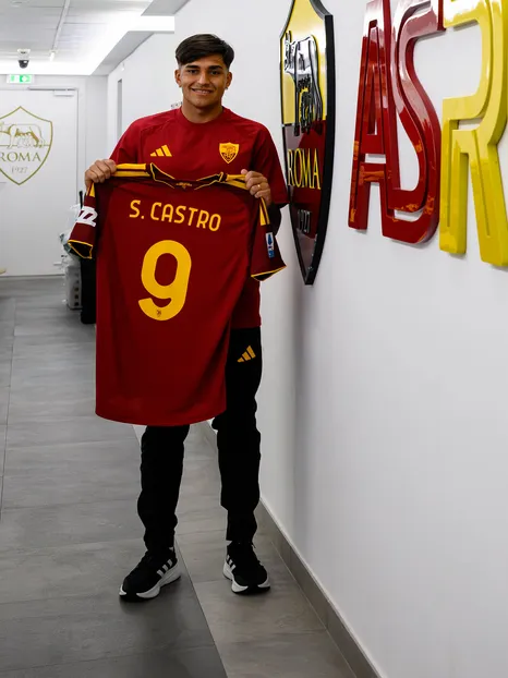  Gallery: Castro's first day in Rome 