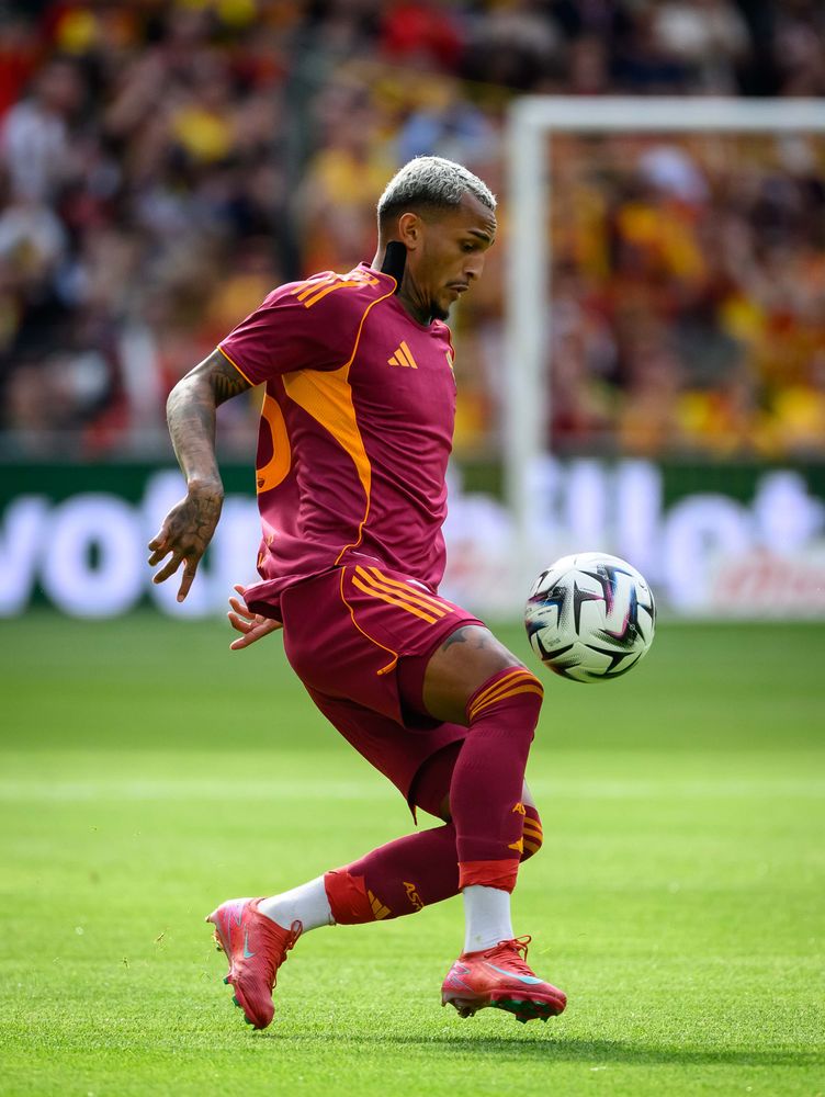 As Roma Gallery Image - Lens