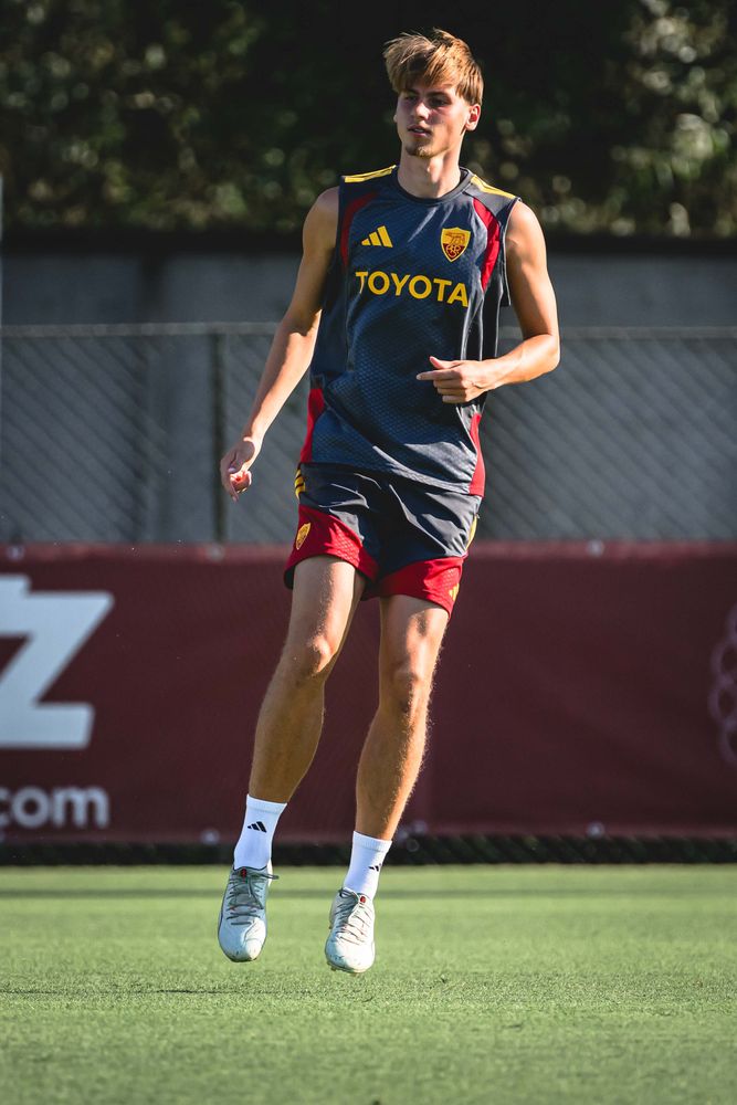 As Roma Gallery Image - Gallery: l'allenamento del venerdì