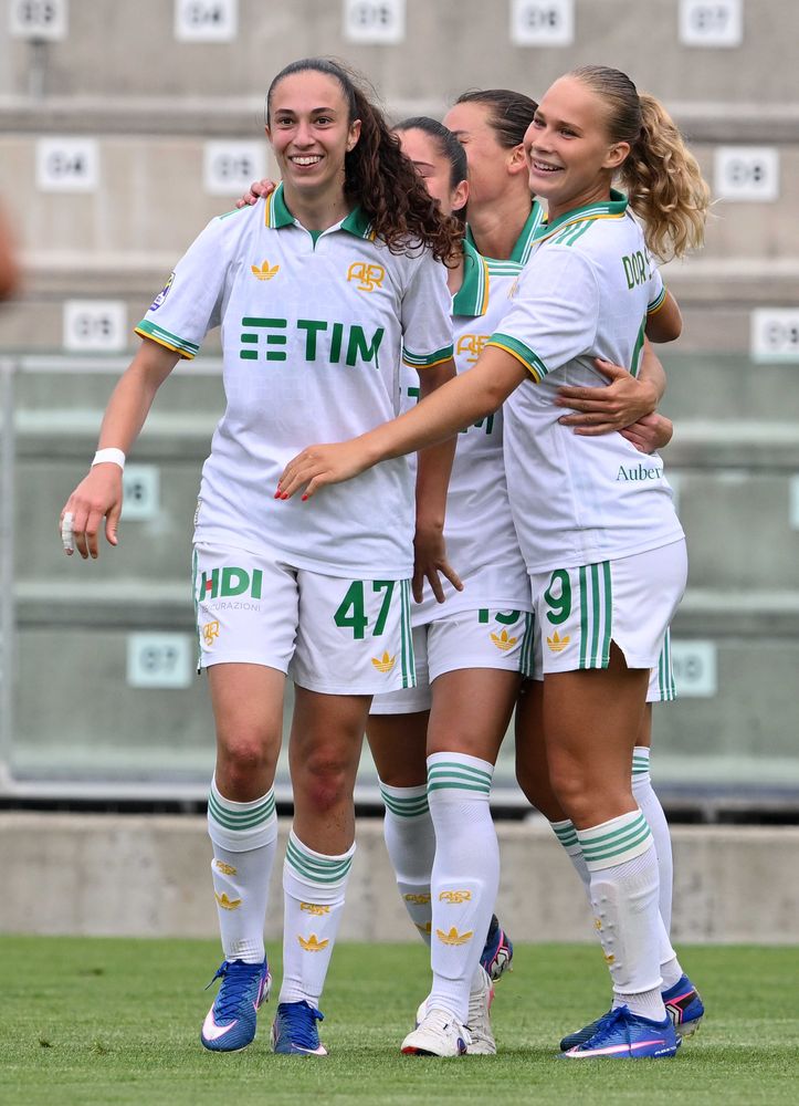 As Roma Gallery Image - Femminile