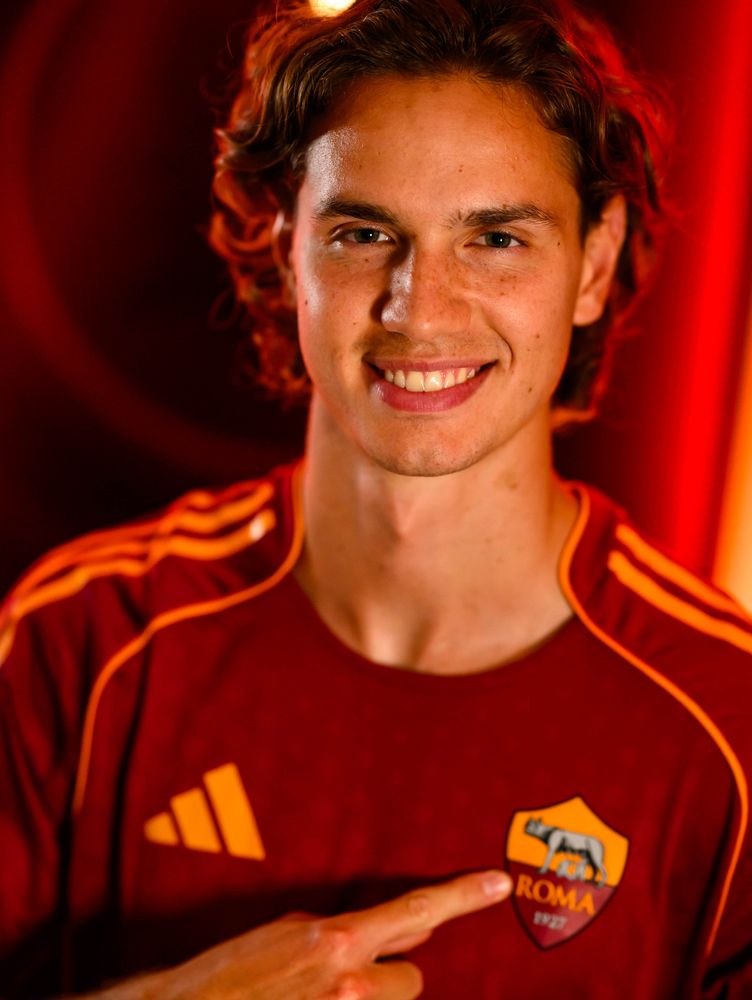 As Roma Gallery Image - Primo giorno di Ghilardi