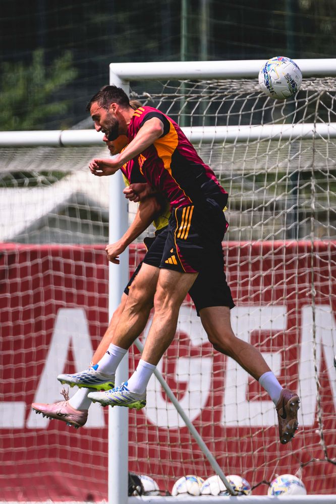 As Roma Gallery Image - Gallery: allenamento venerdì 14