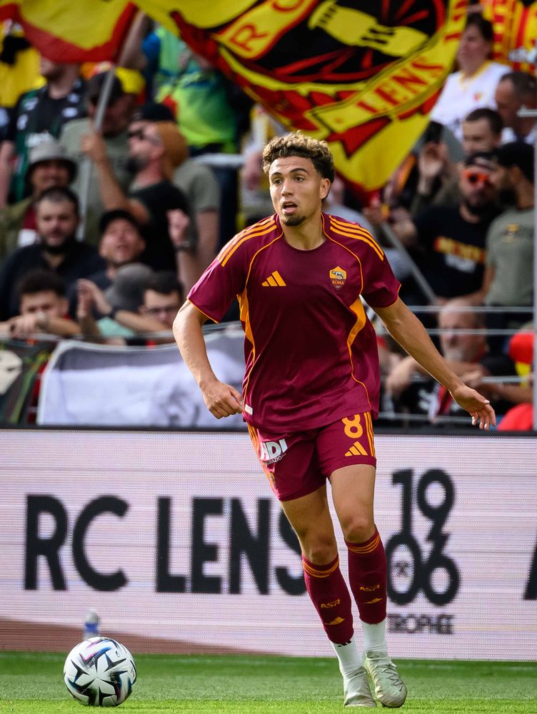 As Roma Gallery Image - Lens