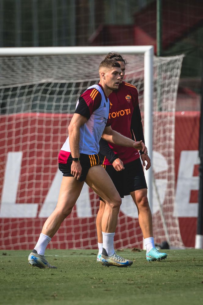 As Roma Gallery Image - Allenamento 20/10