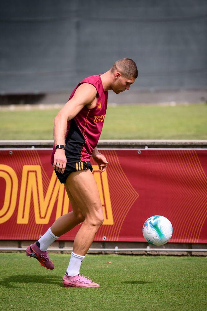 As Roma Gallery Image - Allenamento