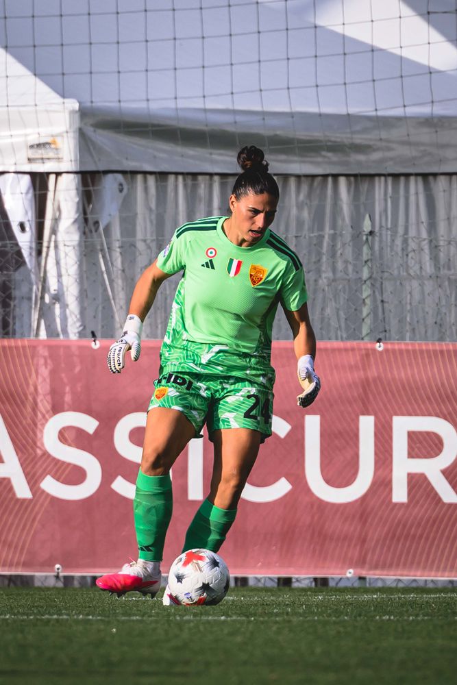 As Roma Gallery Image - Femminile