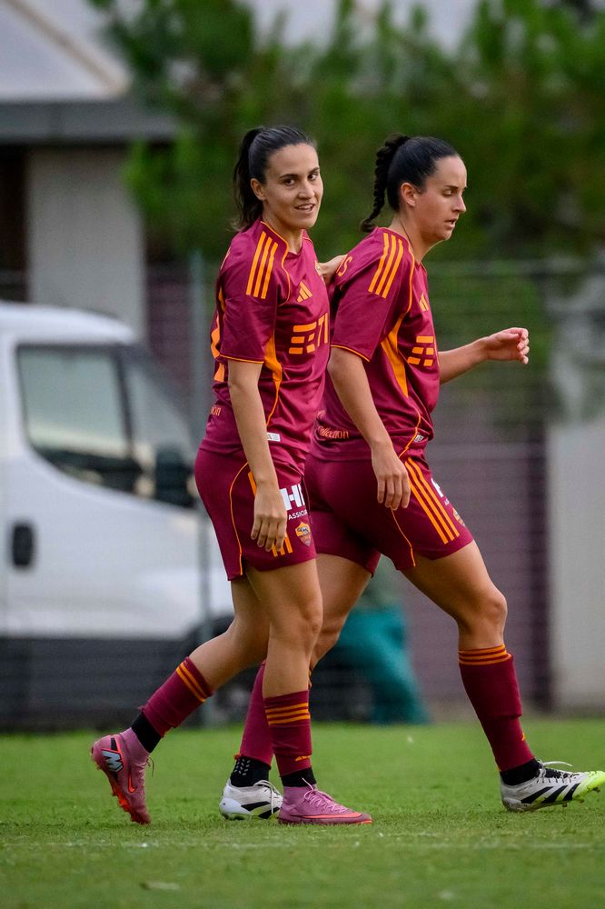 As Roma Gallery Image - Femminile