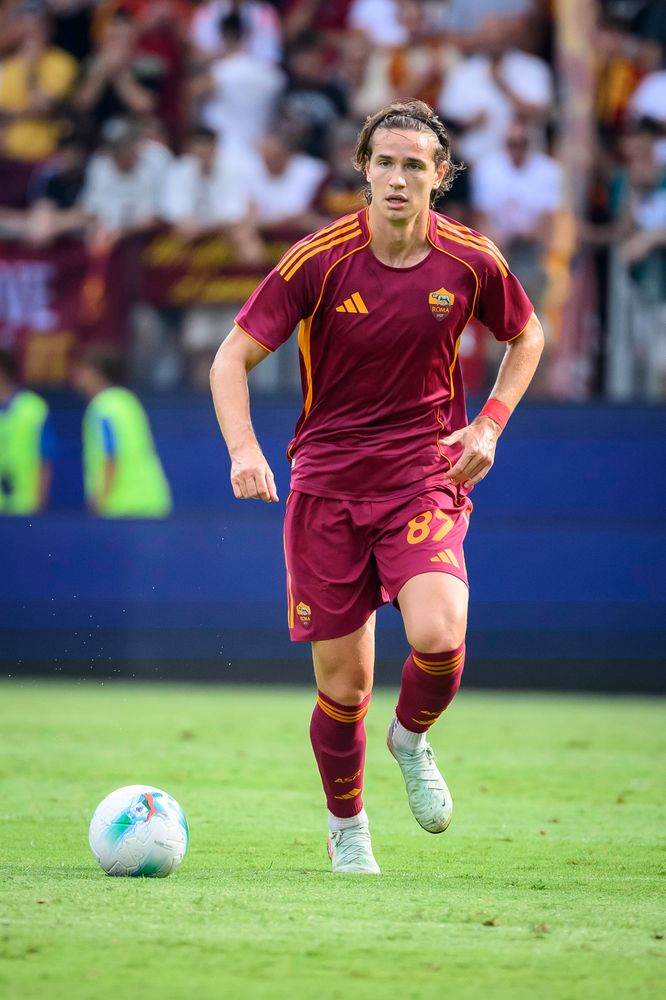 As Roma Gallery Image - Gallery Roma-Neom