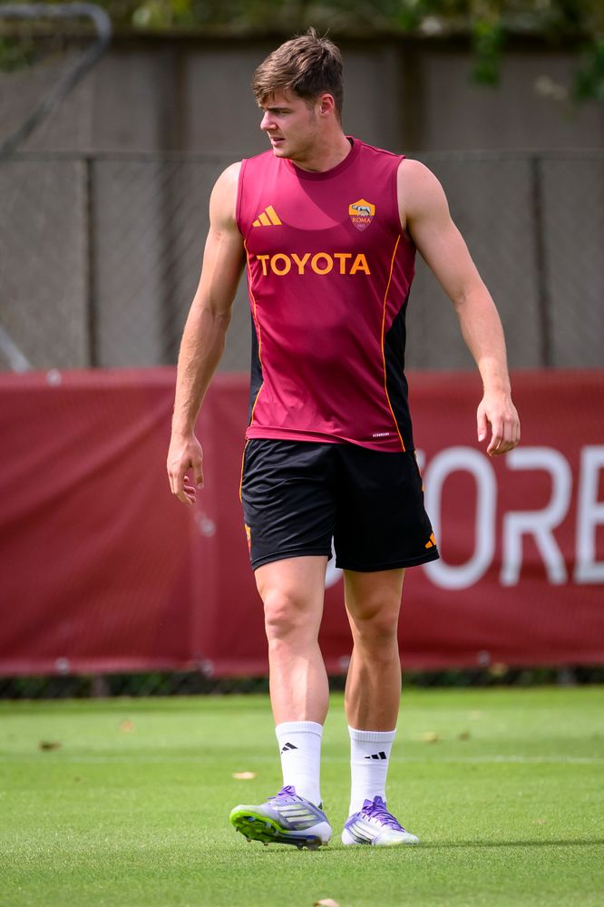 As Roma Gallery Image - Allenamento