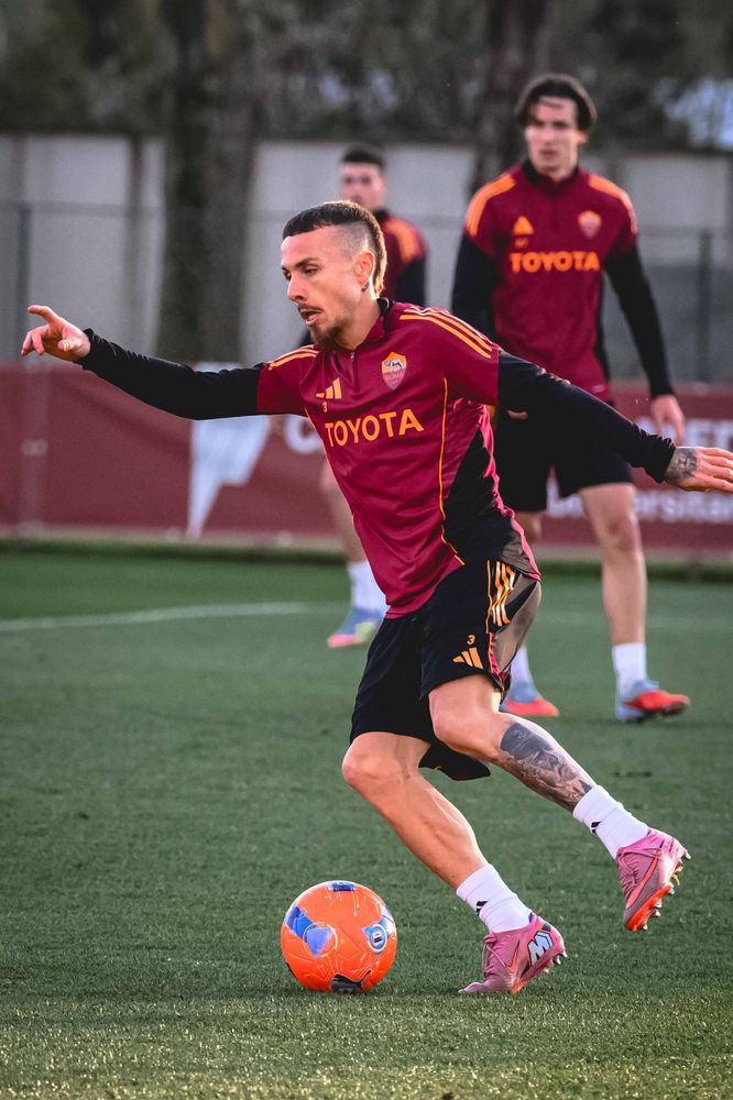 As Roma Gallery Image - Allenamento 27/12