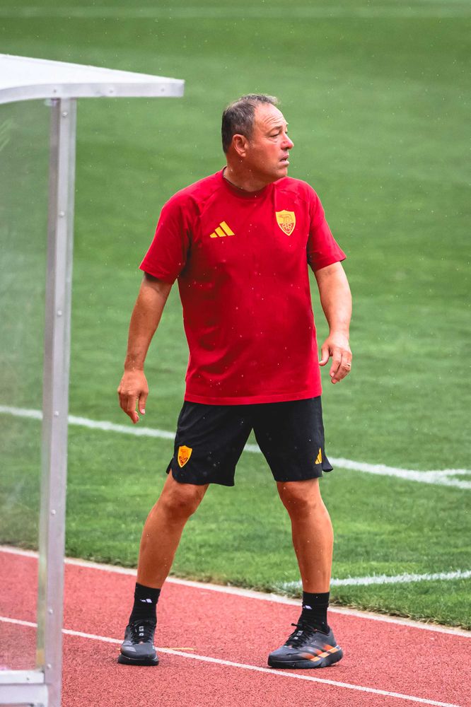 As Roma Gallery Image - Femminile