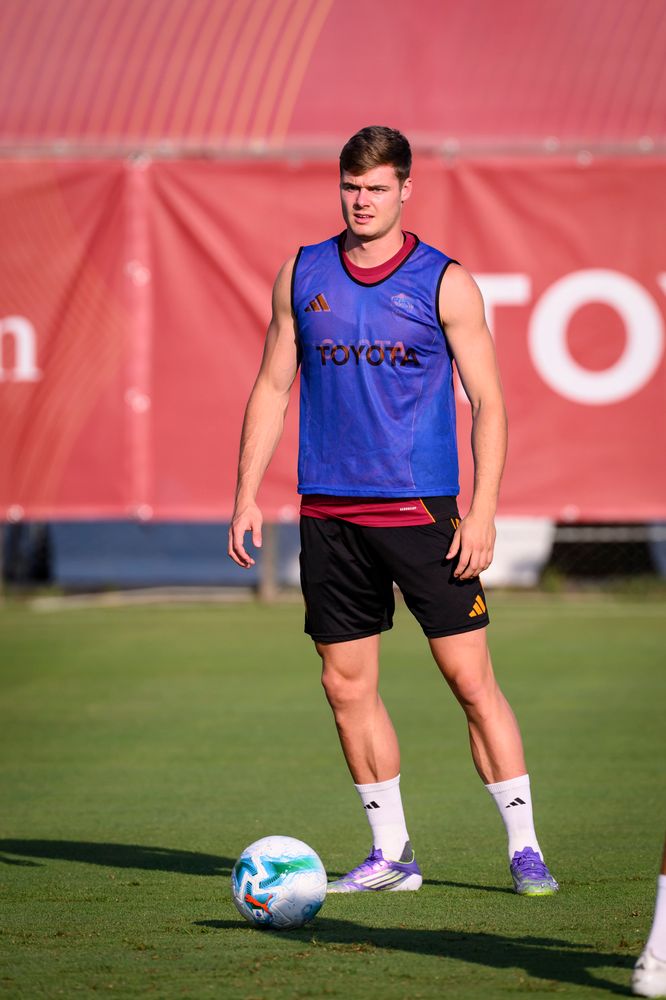 As Roma Gallery Image - Allenamento