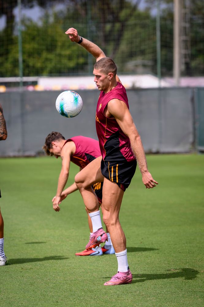 As Roma Gallery Image - Allenamento