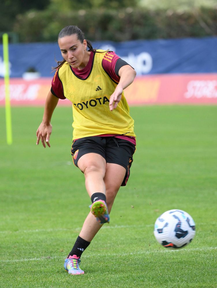 As Roma Gallery Image - Femminile