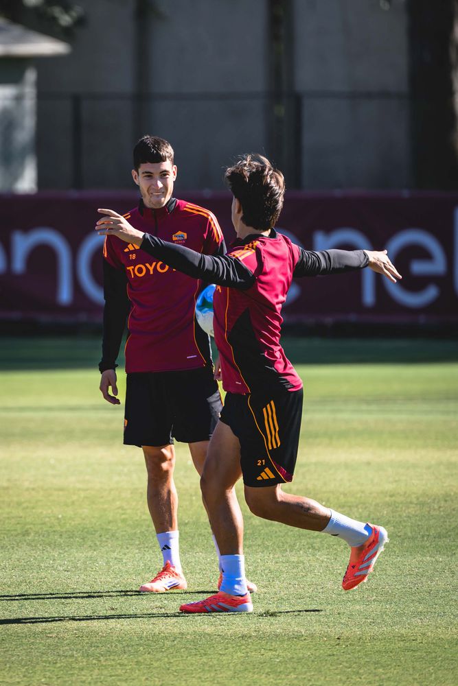 As Roma Gallery Image - Gallery: l'allenamento dell'8 ottobre