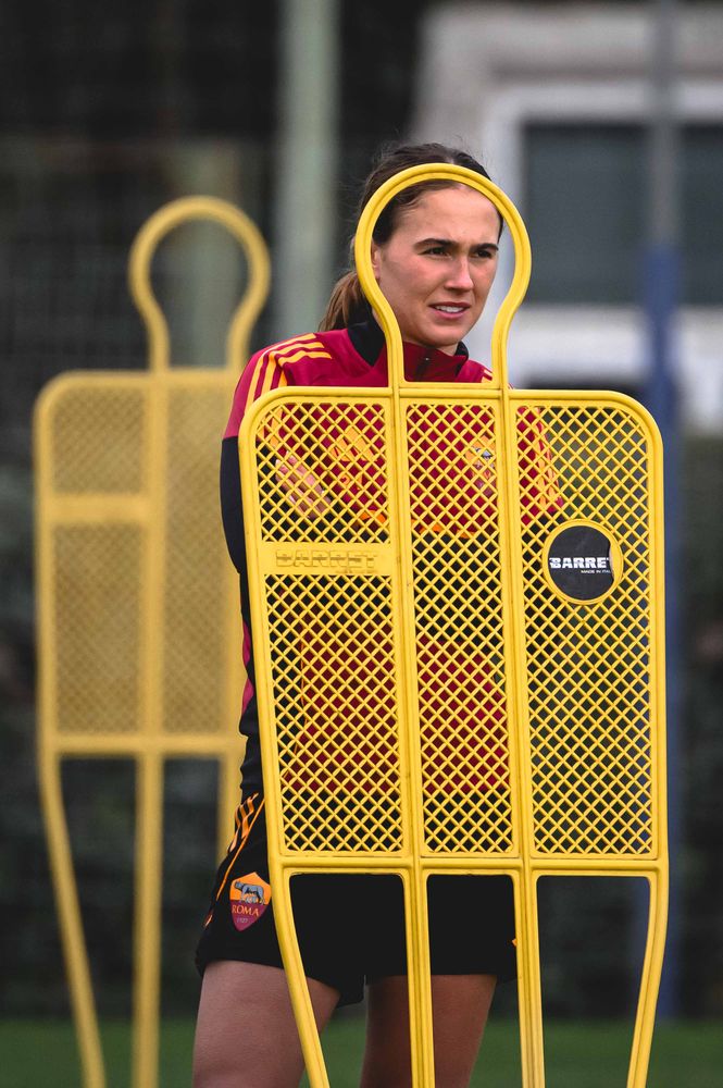 As Roma Gallery Image - Training Women