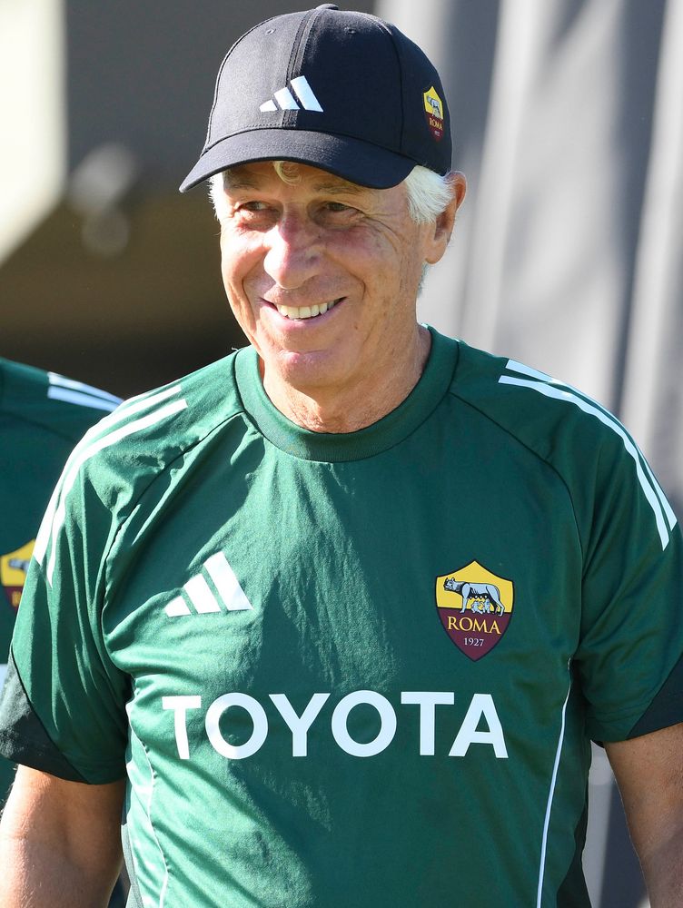 As Roma Gallery Image - Gallery: le immagini più belle del primo allenamento in giallorosso di Neil El Aynaoui ed Evan Ferguson 
