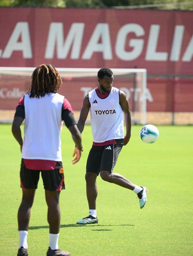 As Roma Gallery Image - Allenamento 19 mattina