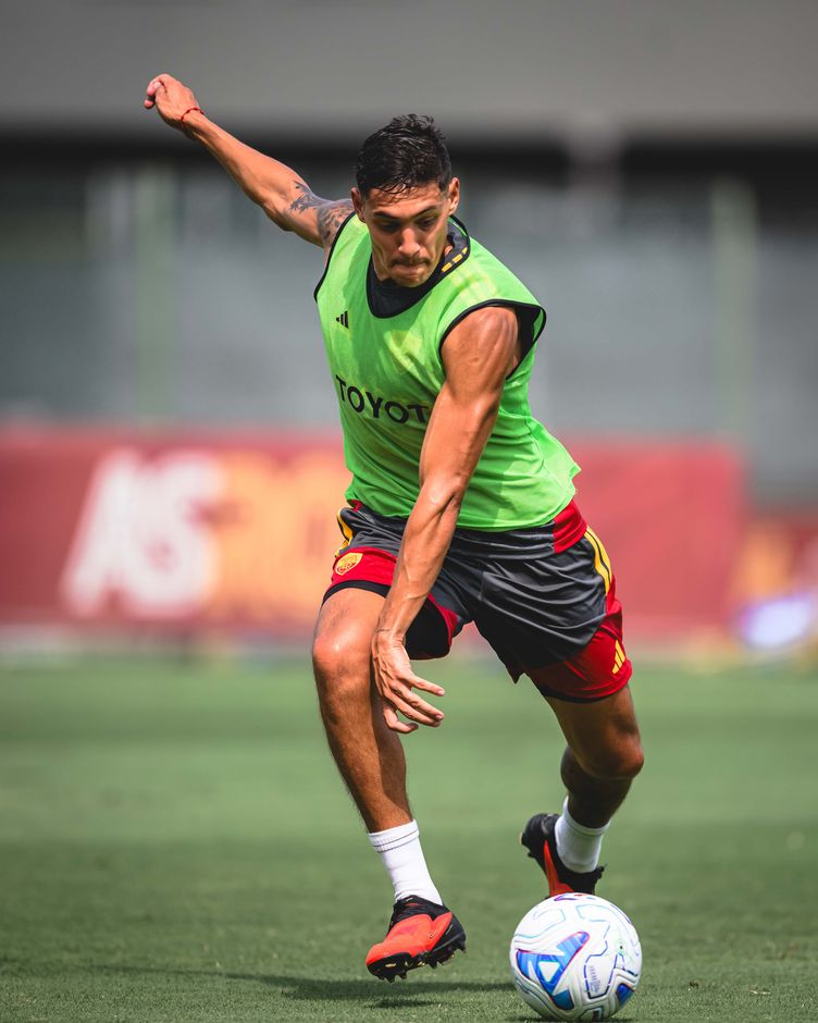 As Roma Gallery Image - Gallery allenamento venerdì 28