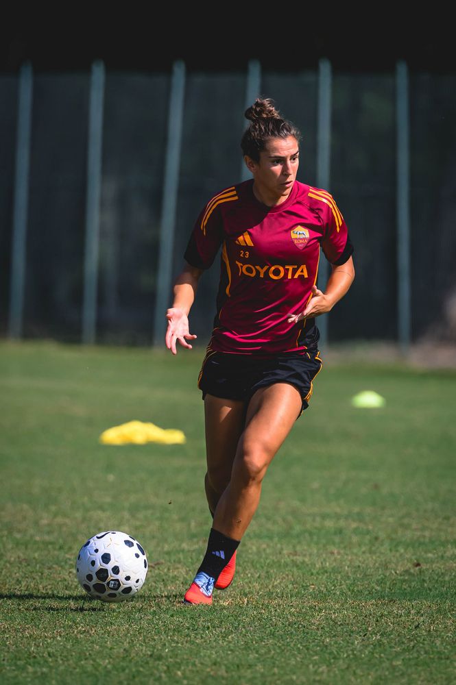 As Roma Gallery Image - gallery rifinitura Femminile