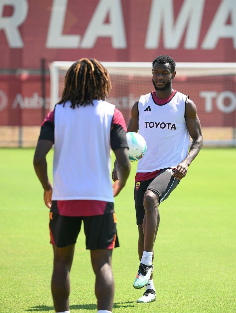 As Roma Gallery Image - Allenamento 19 mattina