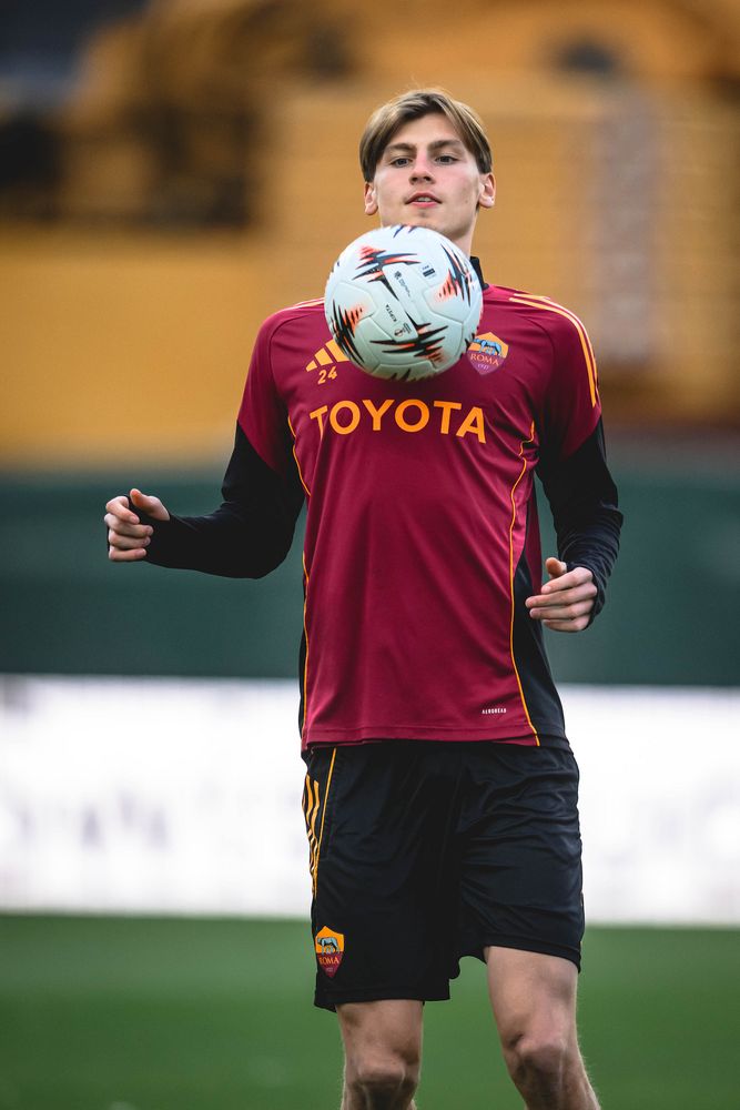 As Roma Gallery Image - Gallery allenamento Atene